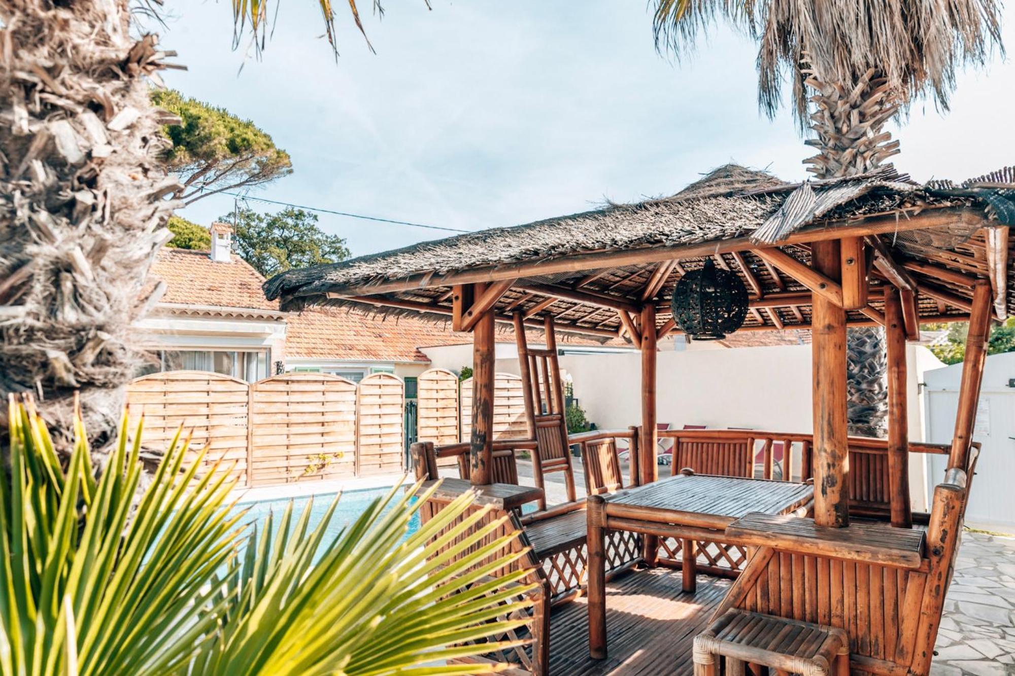 Reve D'Azur En Bord De Mer A La Nartelle Avec Piscine Dans La Residence, Terrasse, Bbq, 2 Chambres 2 Sdb Logement De 35M2 Draps Inclus Sainte-Maxime Eksteriør bilde