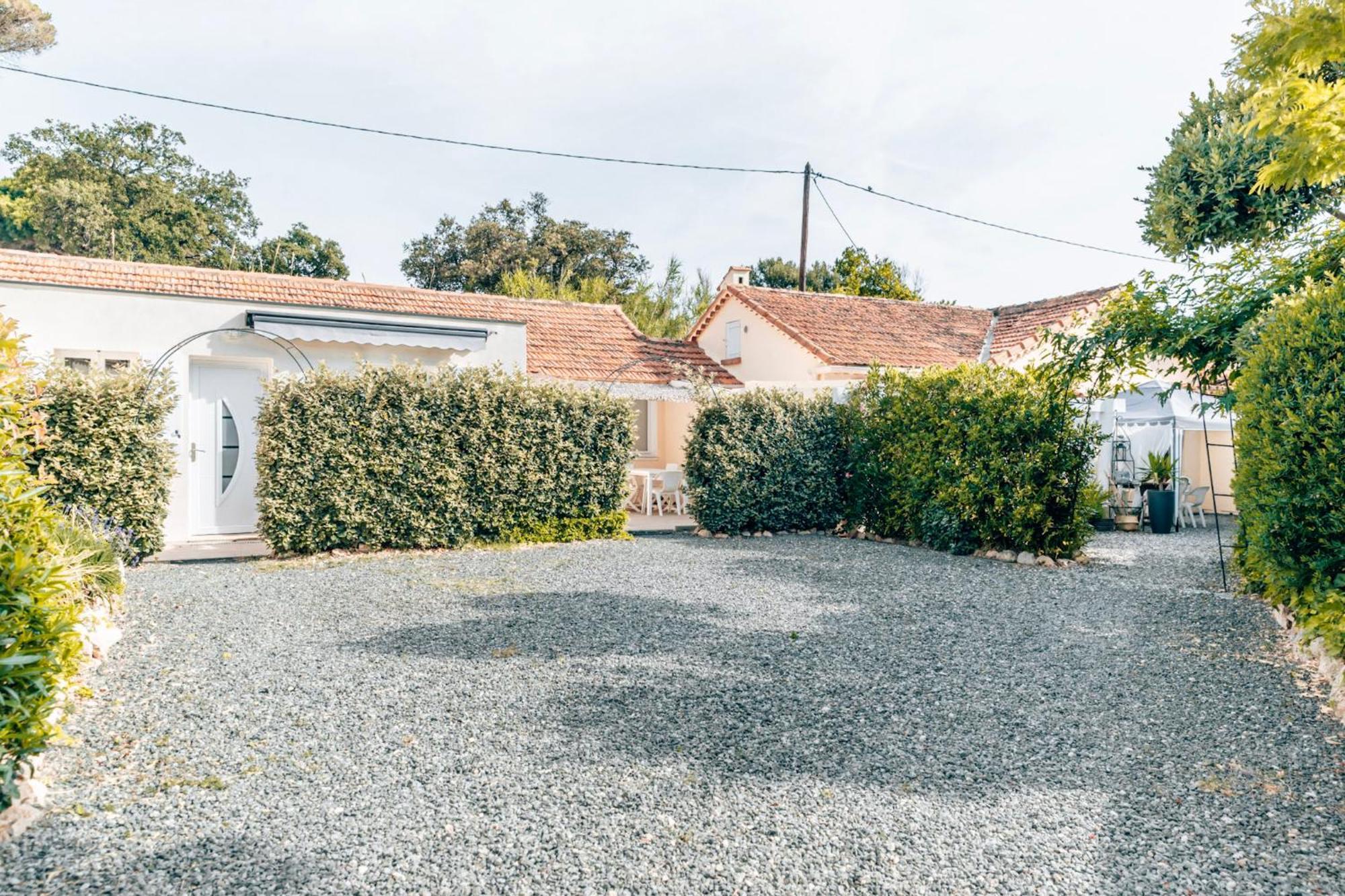 Reve D'Azur En Bord De Mer A La Nartelle Avec Piscine Dans La Residence, Terrasse, Bbq, 2 Chambres 2 Sdb Logement De 35M2 Draps Inclus Sainte-Maxime Eksteriør bilde