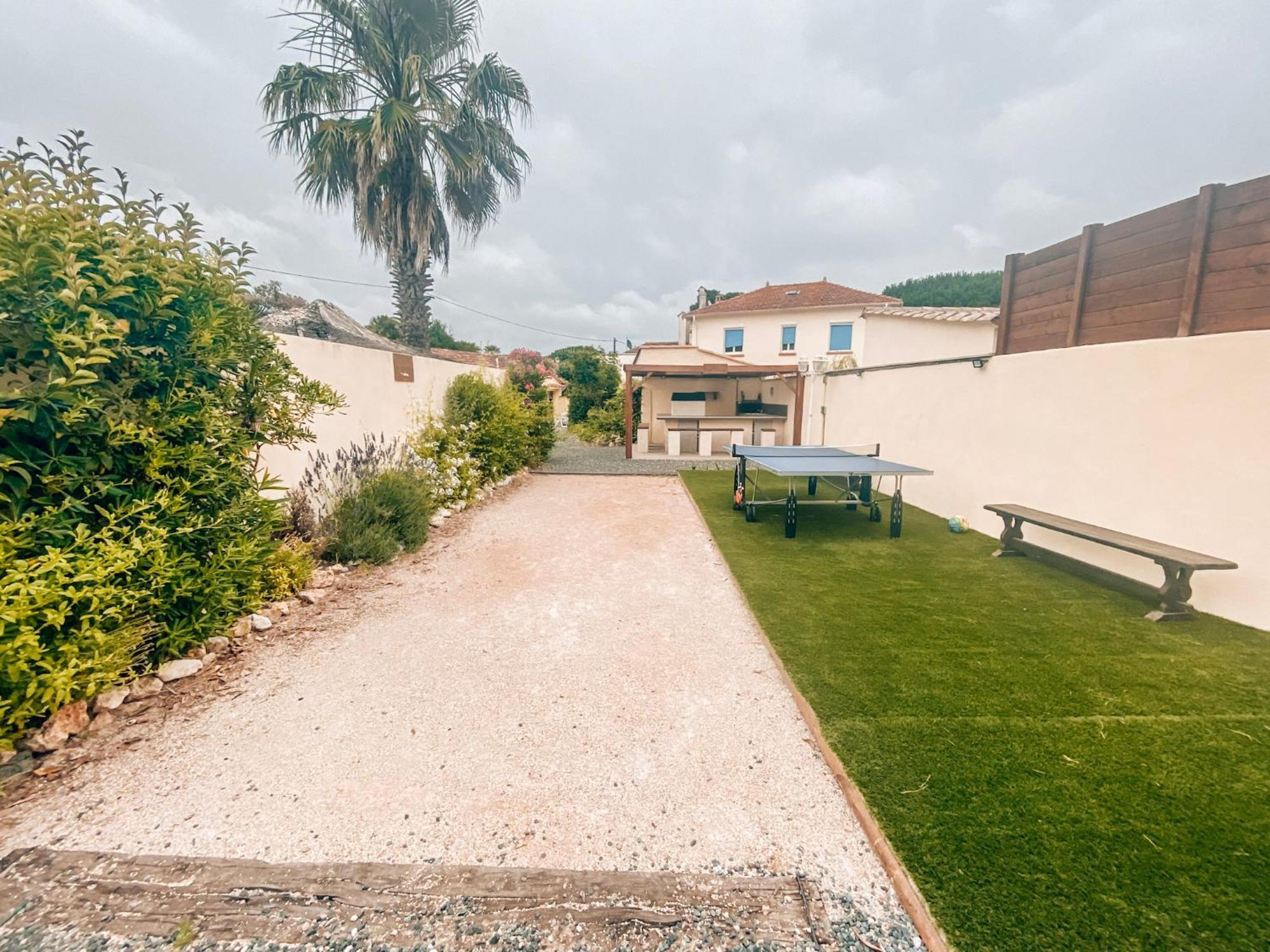 Reve D'Azur En Bord De Mer A La Nartelle Avec Piscine Dans La Residence, Terrasse, Bbq, 2 Chambres 2 Sdb Logement De 35M2 Draps Inclus Sainte-Maxime Eksteriør bilde