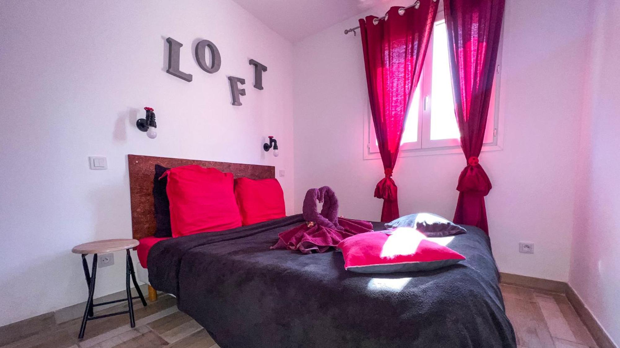 Reve D'Azur En Bord De Mer A La Nartelle Avec Piscine Dans La Residence, Terrasse, Bbq, 2 Chambres 2 Sdb Logement De 35M2 Draps Inclus Sainte-Maxime Eksteriør bilde