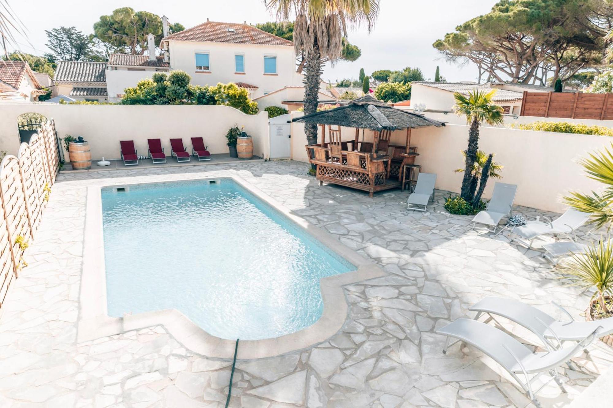 Reve D'Azur En Bord De Mer A La Nartelle Avec Piscine Dans La Residence, Terrasse, Bbq, 2 Chambres 2 Sdb Logement De 35M2 Draps Inclus Sainte-Maxime Eksteriør bilde